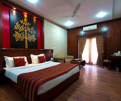 https://imgcld.yatra.com/ytimages/image/upload/t_hotel_yatra_city_desktop/v1401971970/Domestic Hotels/Hotels_Gurgaon/Siris 18/Super_Delux_4_13.jpg